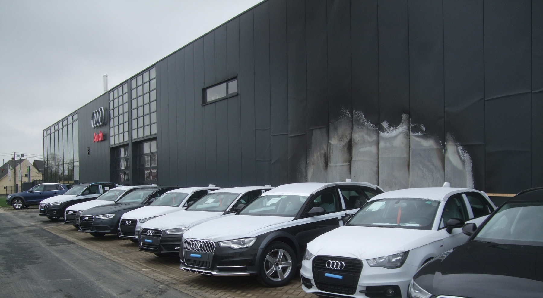 Case Studies | Audi Dealership | Kingspan Jindal | India