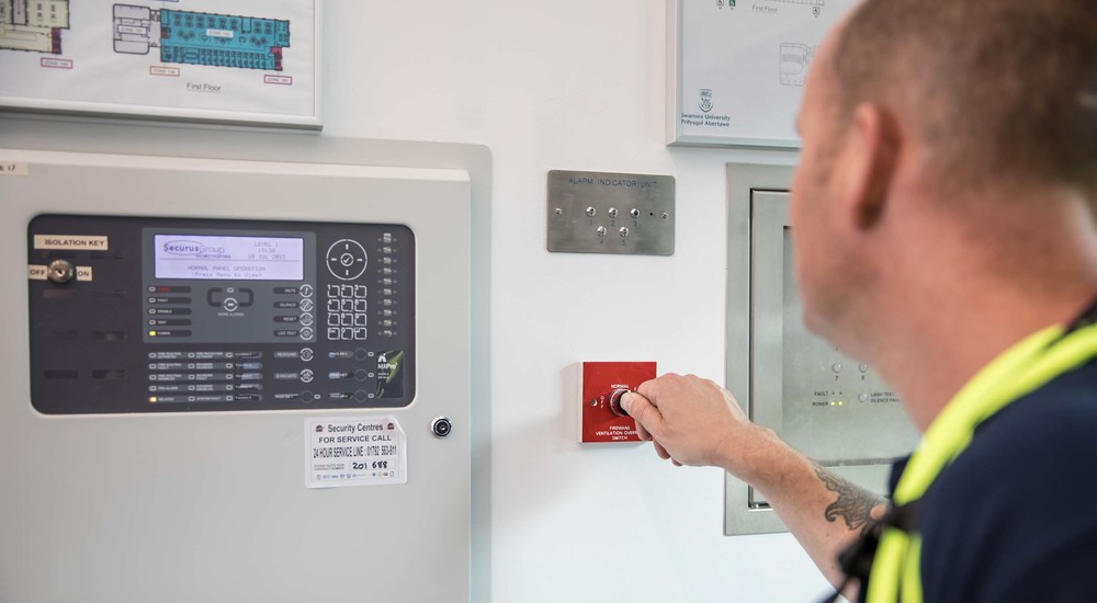 Smoke Control Panels | Maintenance | Kingspan | Great Britain